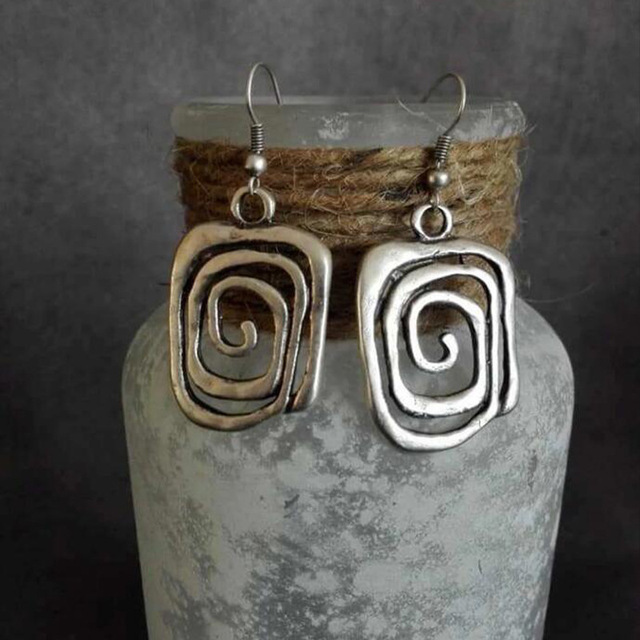 Pendientes Vintage en Espiral de Plata
