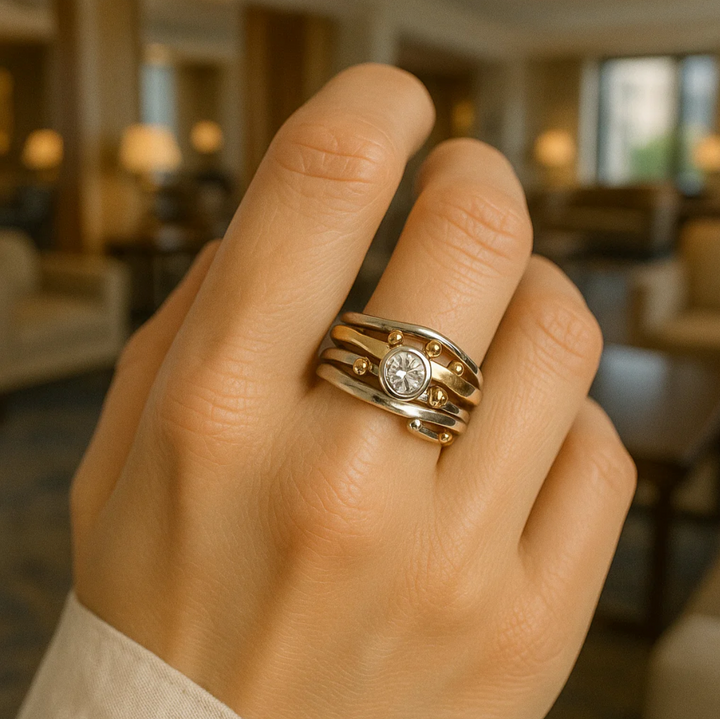 Król - Vintage Złoty Pierścień z Wbudowanym Cyrkonią