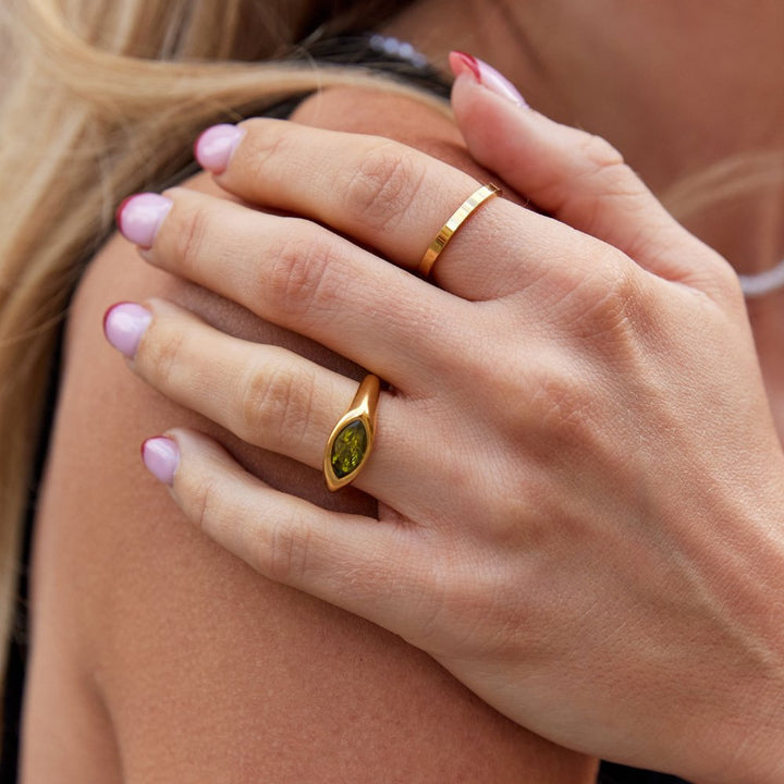 Zielony pierścionek z kryształu Arizony